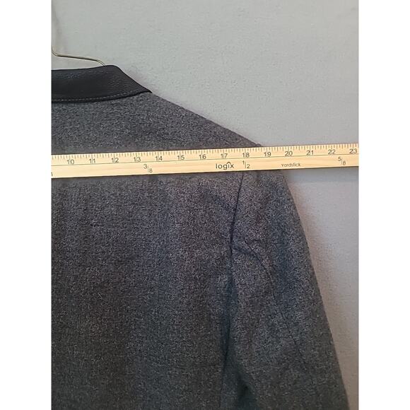 Corneliani ID Gray Wool Cashmere Blazer Sport Coat 44 US / 54 IT EUC - Picture 12 of 16